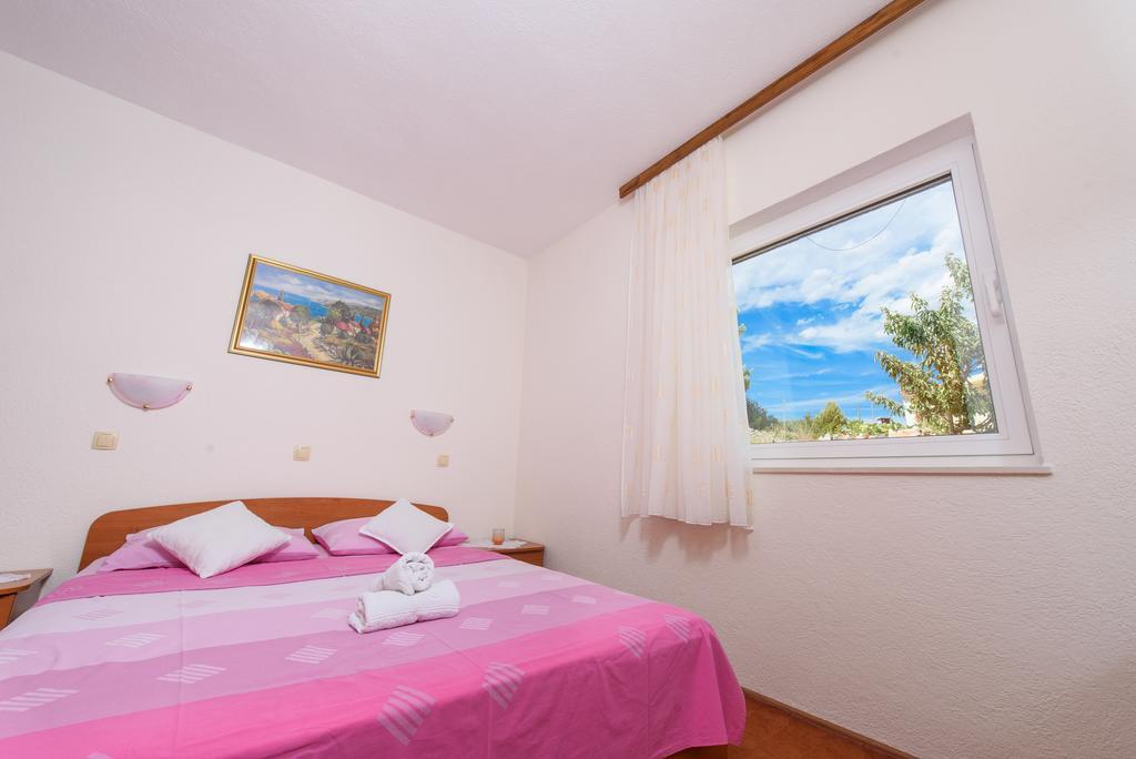 Apartments Patricia Trogir Exteriér fotografie